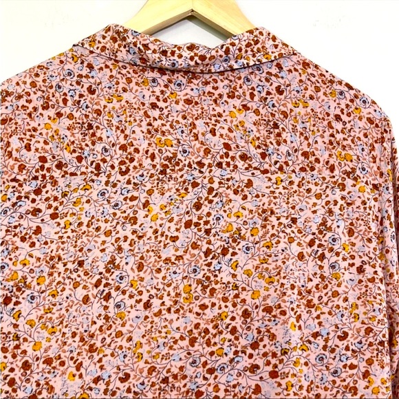 💗BCBG Floral Pink Long Sleeve Button Business Casual Blouse Top Size Large L💗 - Picture 9 of 10